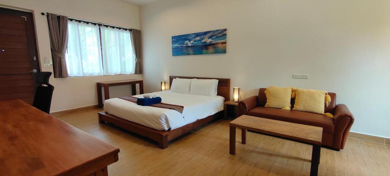 Le Grand Bleu Hotel Wok Tum Екстер'єр фото